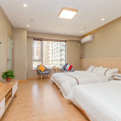 园景精装家庭双床房