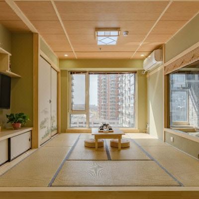 园景日式榻榻米家庭房