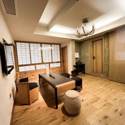 栖贤两室一厅套房