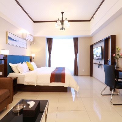 时尚典雅大床房（带空调+洗衣机）