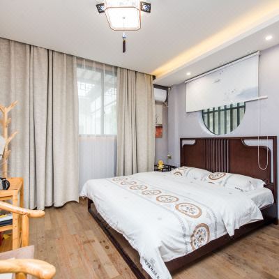 风檐展书大床房