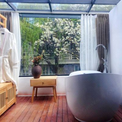 花园露台豪华套房