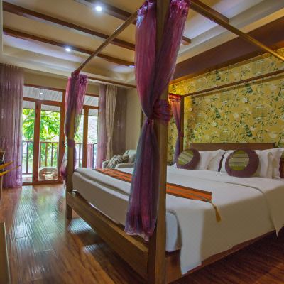 大金塔豪华观景大床房