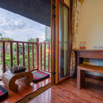 星光夜市景观家庭房