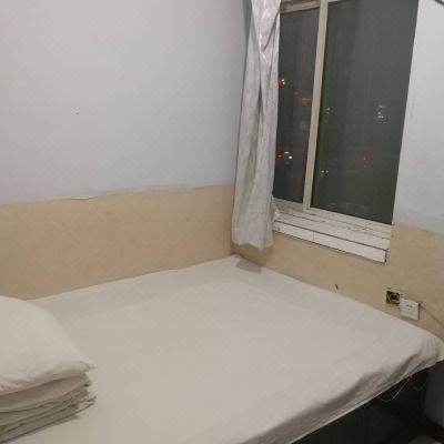 普通单人间(公共卫浴)