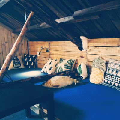 男生阁楼床位房