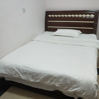 经济单间(公共卫浴)