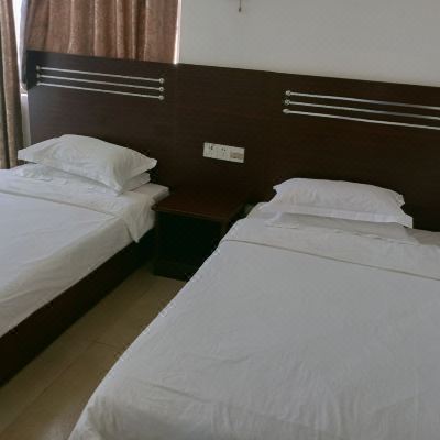 四房两厅带厨房