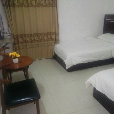 三房一厅六床房(带厨房)