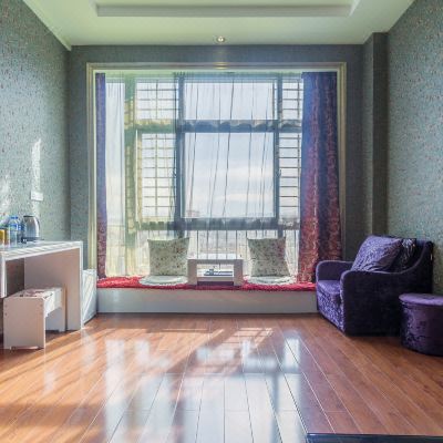 自在超级大床套房