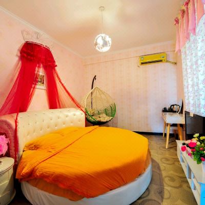 青春浪漫圆床房