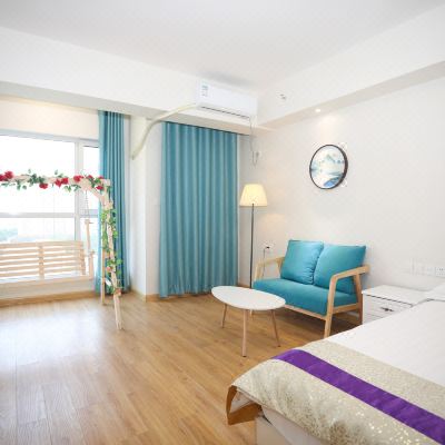 阳光精品大床房