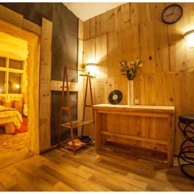 ins抽象洞穴风格标准间