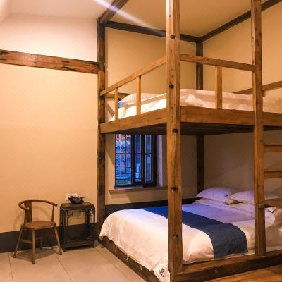 庭院青旅四人间