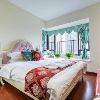 豪华8房4厅12床江景麻将套房