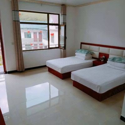 豪华双床房（空调）