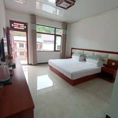 豪华大床房(空调）