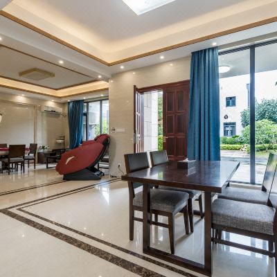 海边4房别墅·带KTV烧烤