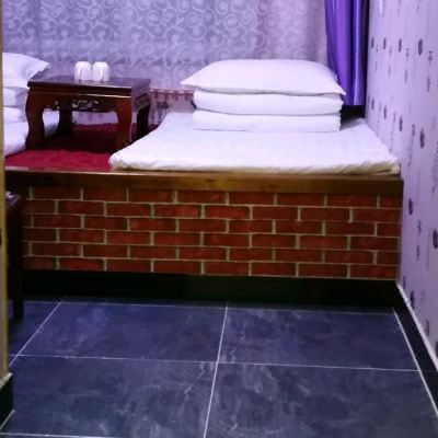 特色炕房（地暖）