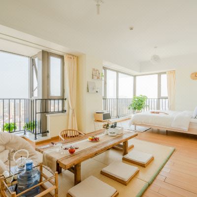 留乐-雅致大床房(全景视野+有厨房带厨具+冰箱洗衣机）