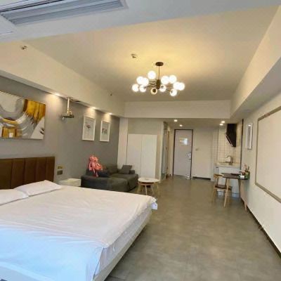 麋鹿森林观影大床房(腾讯极光TV会员+巨幕投影+高清观影+无线投屏+百万片源)