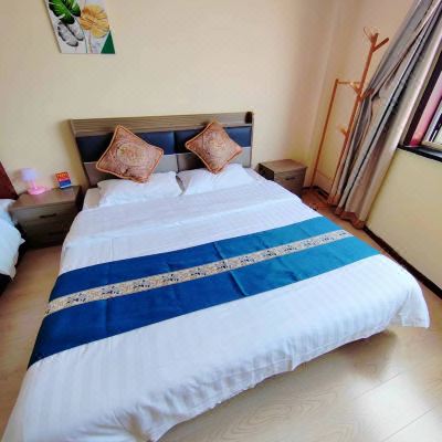 观景温馨大床房