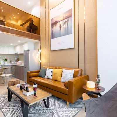 雅致城景复式大床房（烘干洗衣机+安静高楼层）