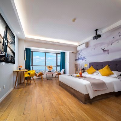 MO逸致智能影院大床房-无限投屏+独立音响