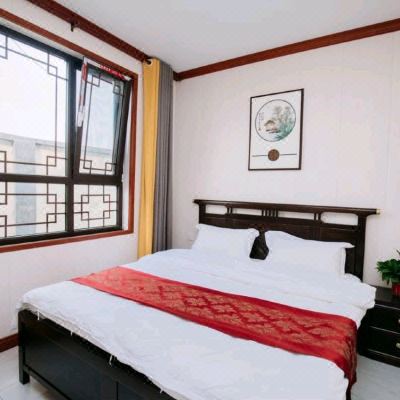 独门独院三室一厅二卫山景阳光套房