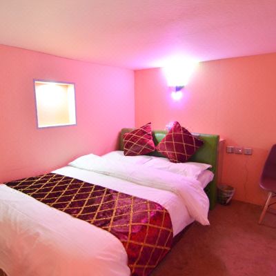 深海潜艇主题房(无窗)