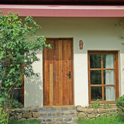 叠翠庭院山景大床房+地暖