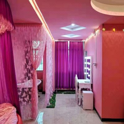 蜜月房特色电动床