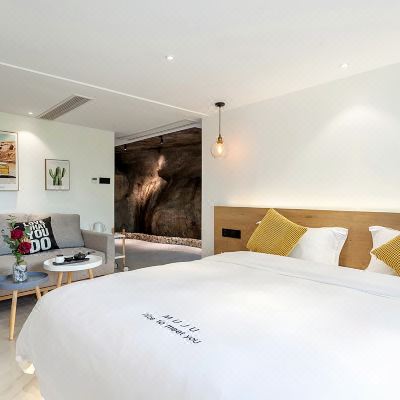 沐岩·温泉大床房