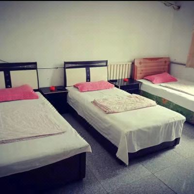 5人间套房（公共卫浴）