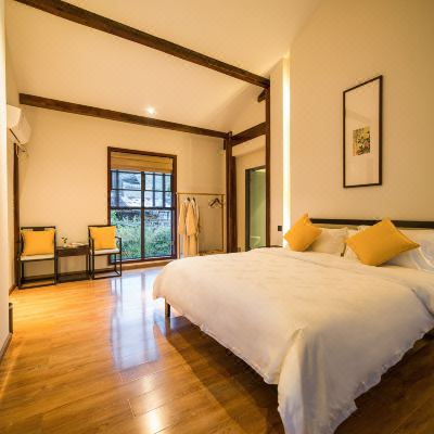 秋实山景大床房