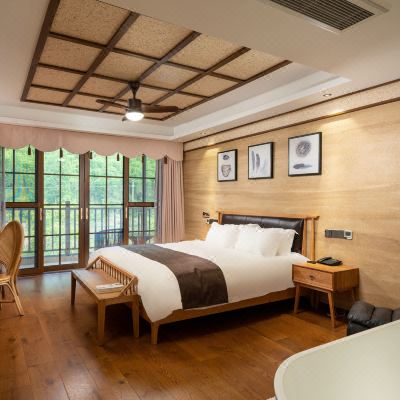 远山·景观阳台大床房