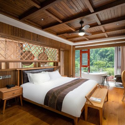 野奢·山景大床房