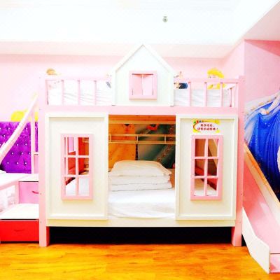 粉红公主亲子三床房