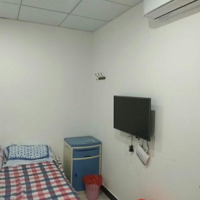 普通大床房(公共卫浴)