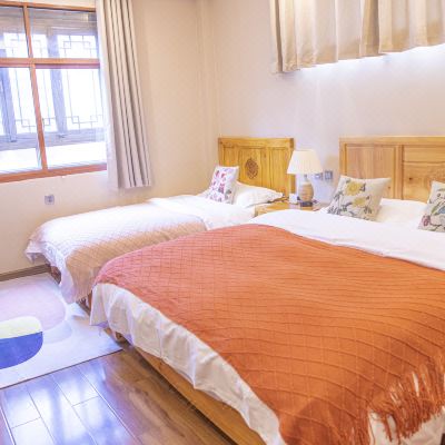 素芝温馨家庭房