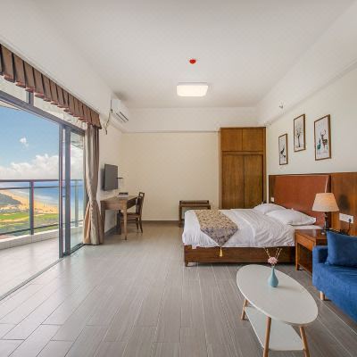 B幢侧海景大床房