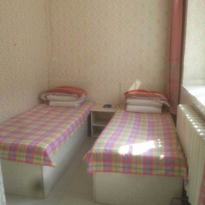 双床房(公共卫生间)(无法洗浴)