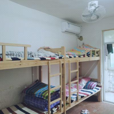 八一馆女生床位房（公共卫浴）