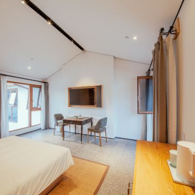 九间有院大套房