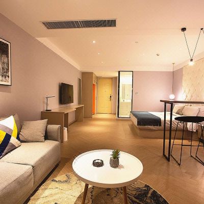 观景零压大床房(洗衣机,小冰箱)