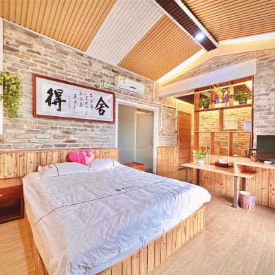 山景阳台大床房