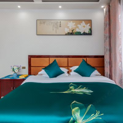 流云·温馨大床房