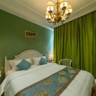 法式风情大床房