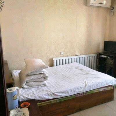 普通大床房(公共卫浴)