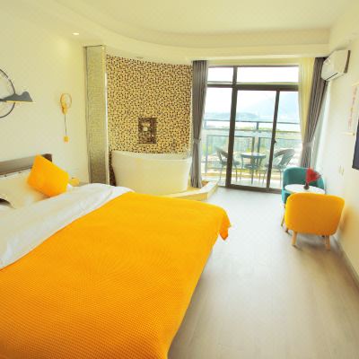 云沐海景影院大床房